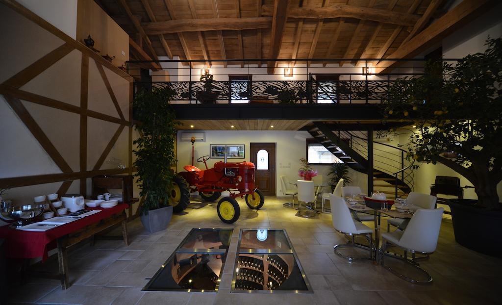 Domaine De La Garde Panzió Vonnas Kültér fotó